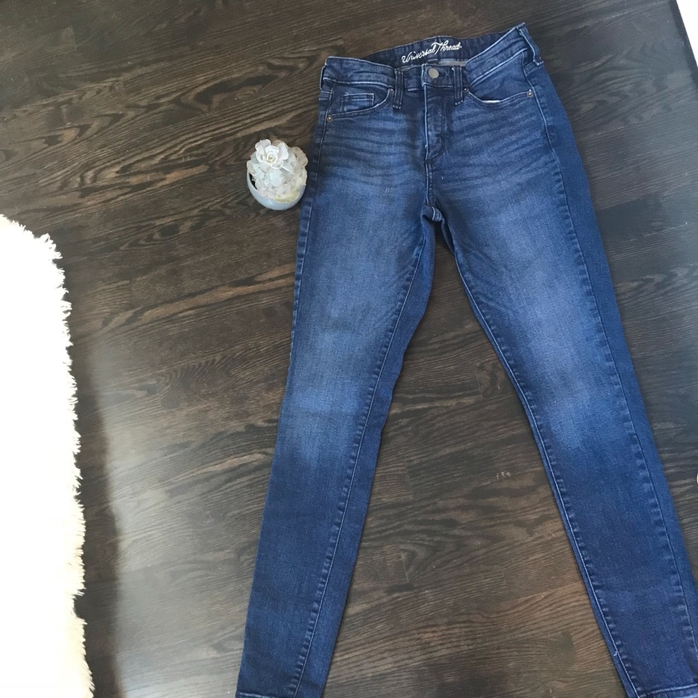 HIGH RISE SKINNY DARK WASH JEANS